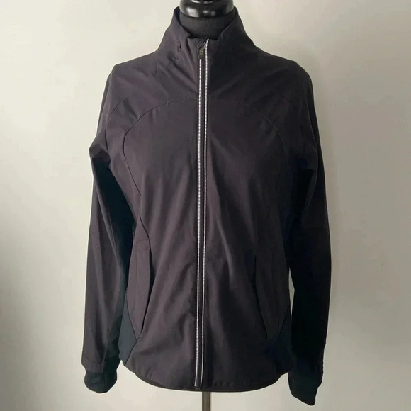Lululemon |  Jacket - Picture 1 of 11